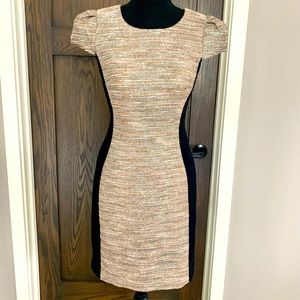 Multi-colored Size 2 dress with cap sleeves